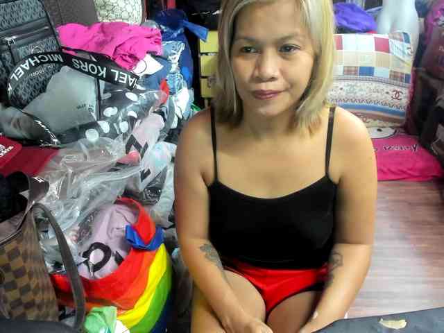 AthenaMoran webcam