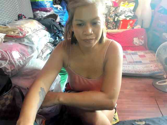 AthenaMoran webcam