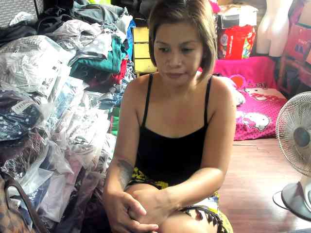 AthenaMoran webcam