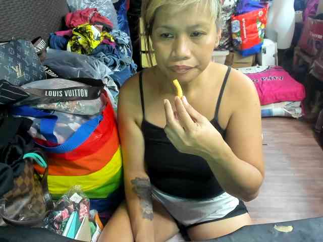 AthenaMoran webcam