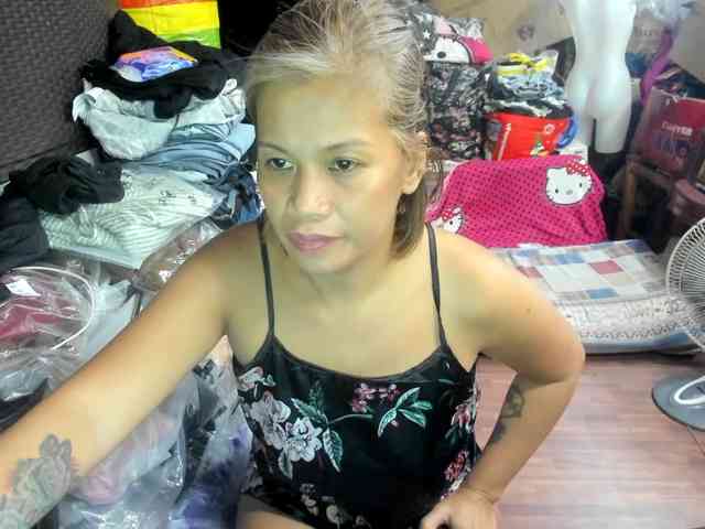 AthenaMoran webcam