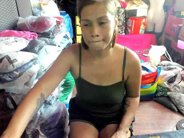AthenaMoran webcam