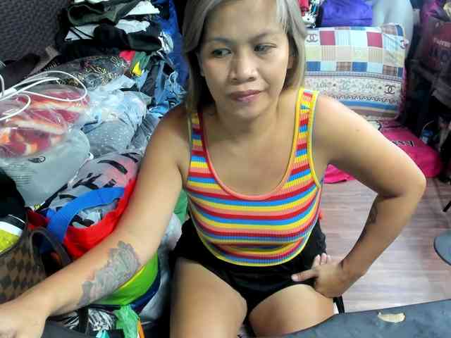 AthenaMoran webcam