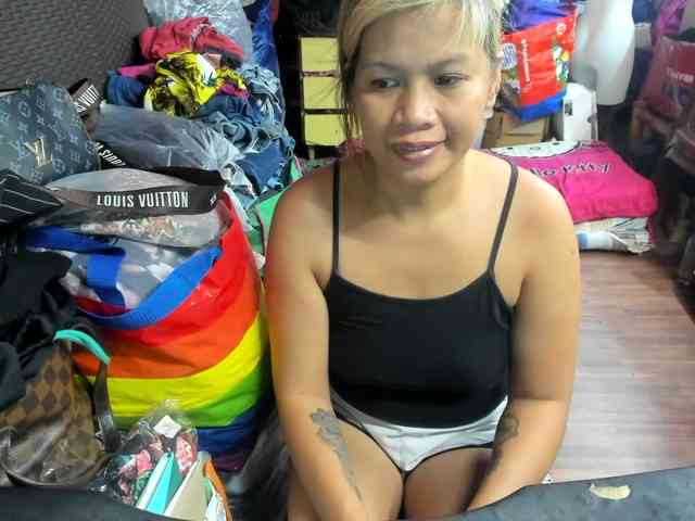 AthenaMoran webcam