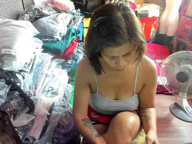 AthenaMoran webcam