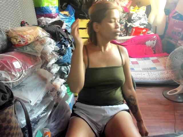 AthenaMoran webcam