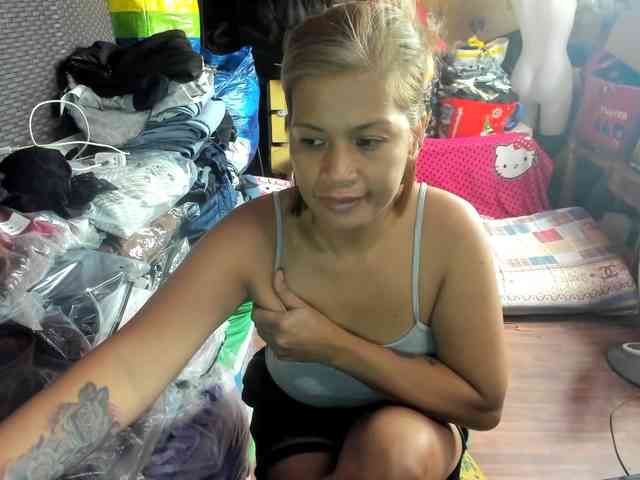 AthenaMoran webcam