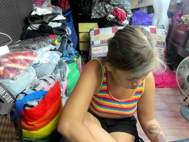 AthenaMoran webcam