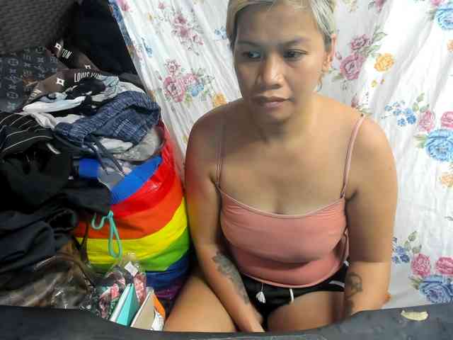 AthenaMoran webcam