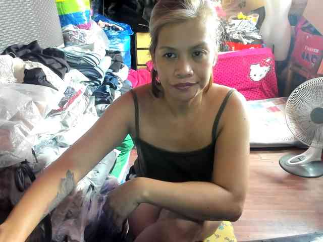 AthenaMoran webcam