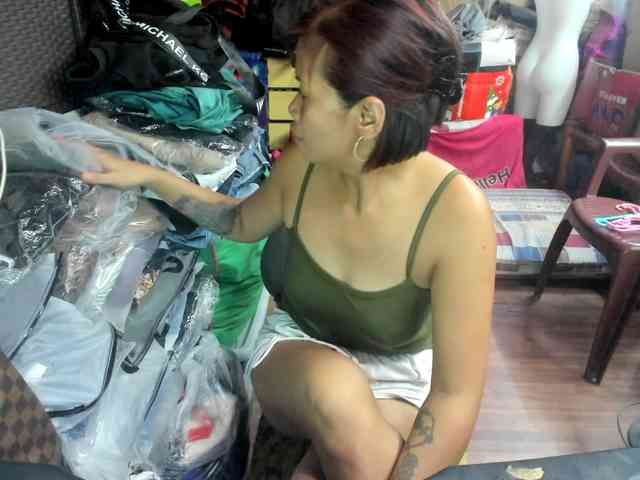 AthenaMoran webcam