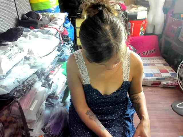 AthenaMoran webcam