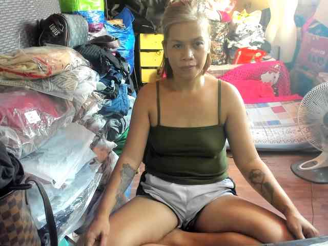 AthenaMoran webcam