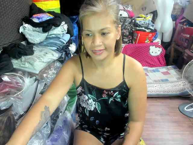AthenaMoran webcam