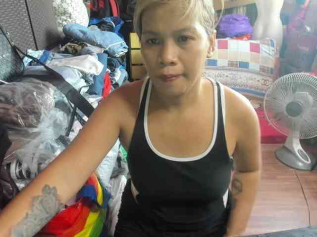 AthenaMoran webcam