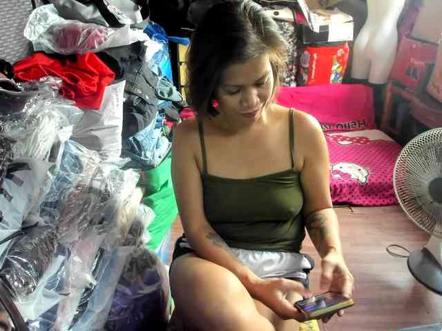 AthenaMoran webcam