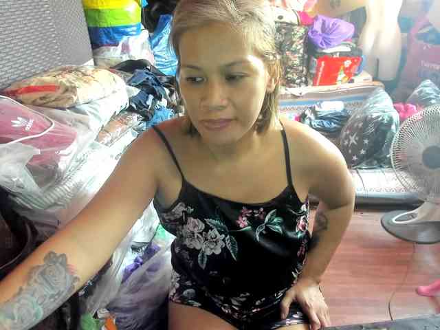 AthenaMoran webcam