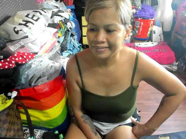 AthenaMoran webcam