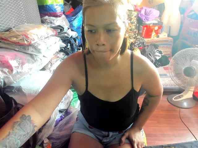 AthenaMoran webcam