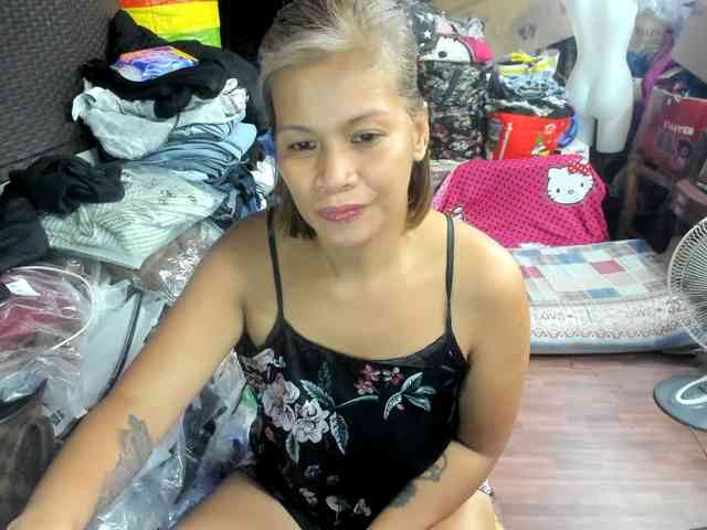 AthenaMoran webcam
