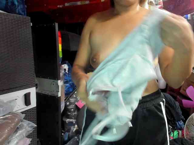 AthenaMoran webcam