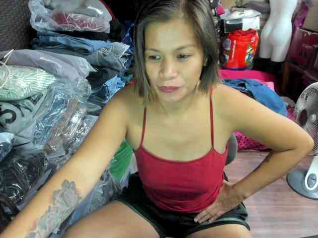AthenaMoran webcam