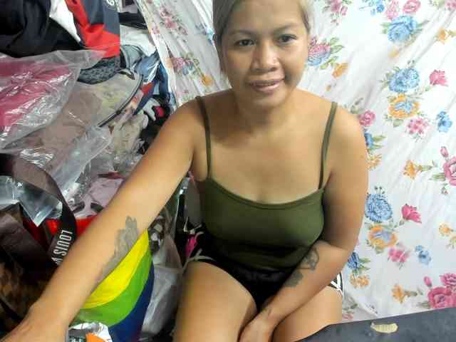 AthenaMoran webcam