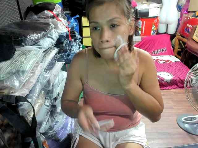 AthenaMoran webcam