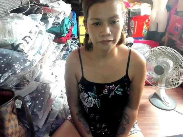 AthenaMoran webcam
