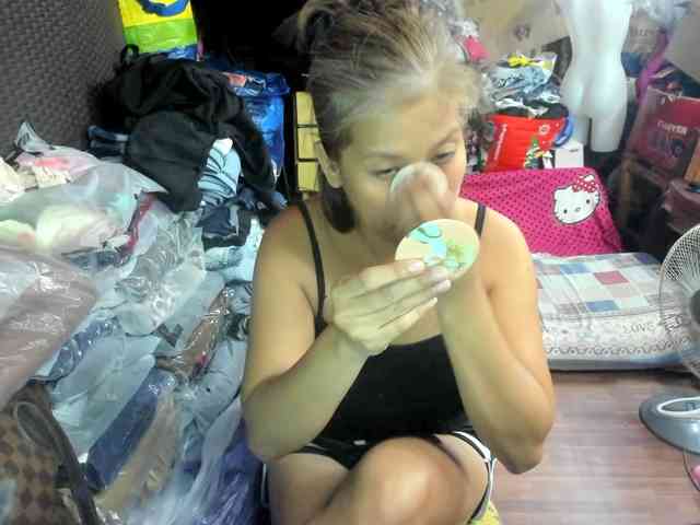 AthenaMoran webcam