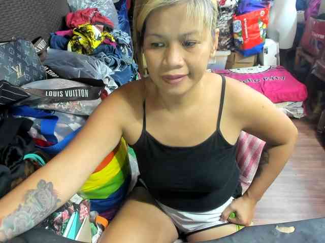 AthenaMoran webcam