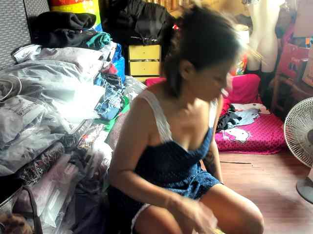 AthenaMoran webcam