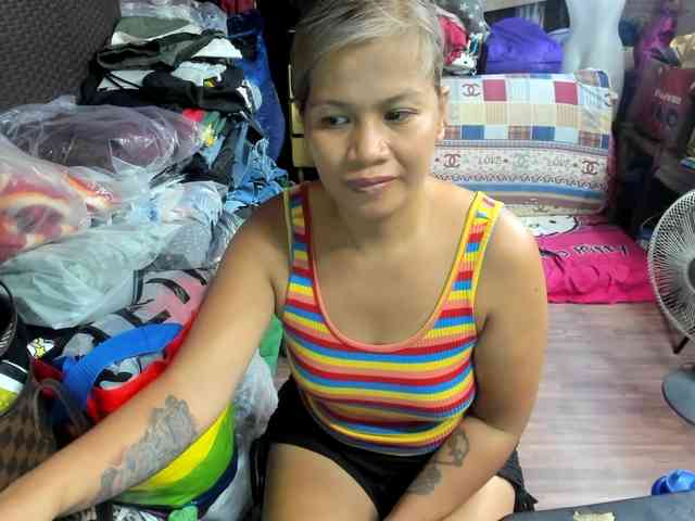 AthenaMoran webcam