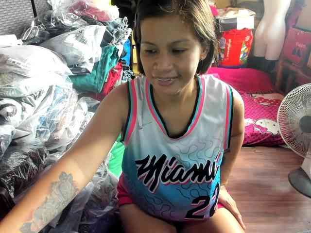 AthenaMoran webcam