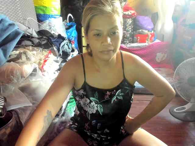 AthenaMoran webcam