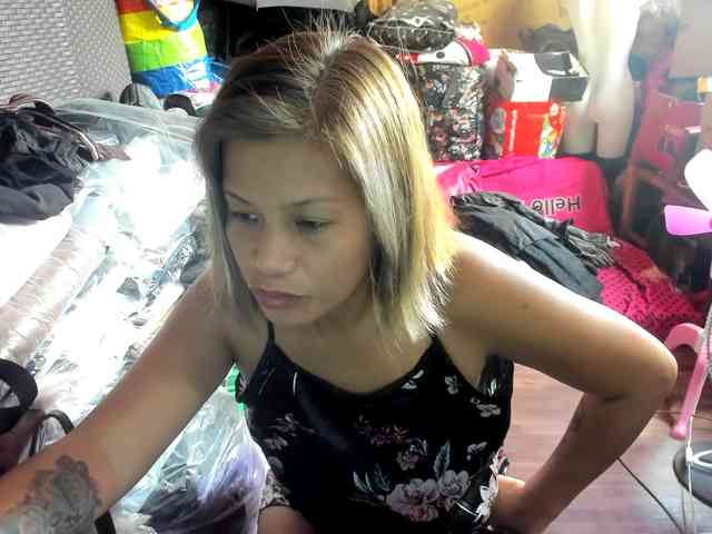AthenaMoran webcam