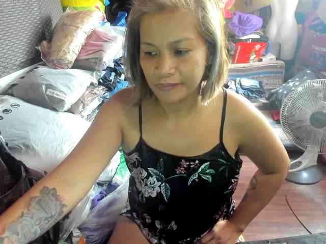 AthenaMoran webcam