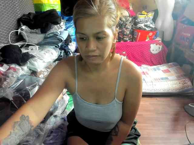 AthenaMoran webcam