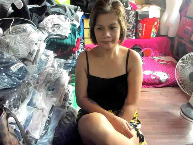 AthenaMoran webcam