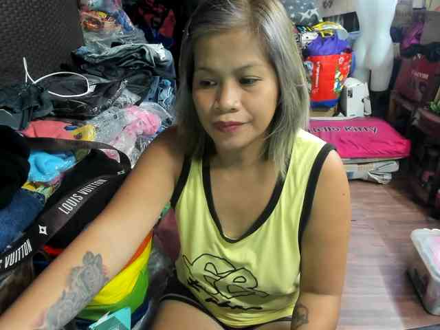 AthenaMoran webcam