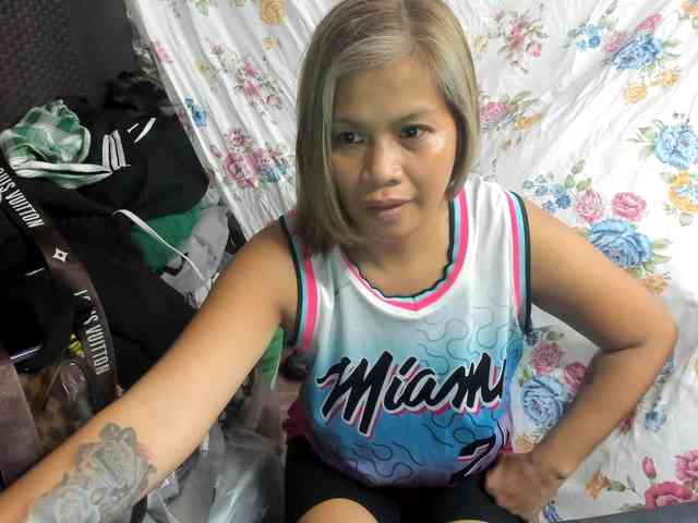 AthenaMoran webcam