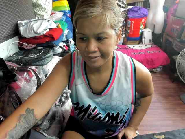 AthenaMoran webcam