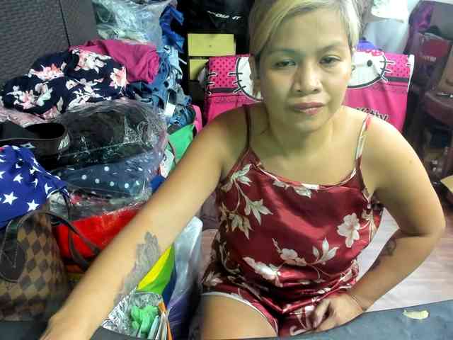 AthenaMoran webcam