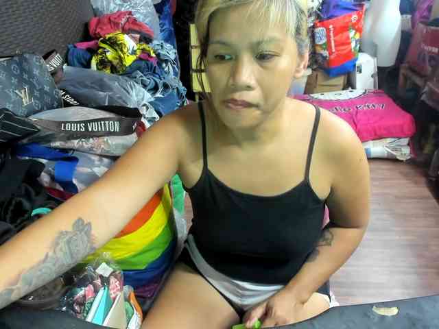 AthenaMoran webcam