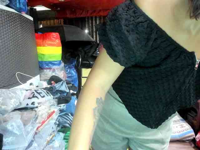 AthenaMoran webcam