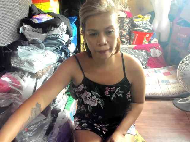 AthenaMoran webcam