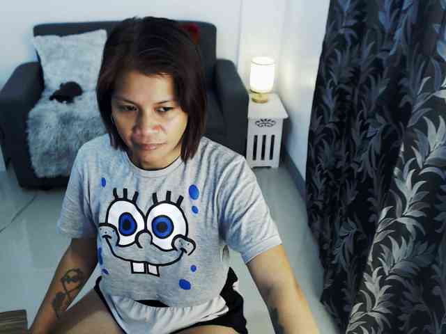 AthenaMoran webcam