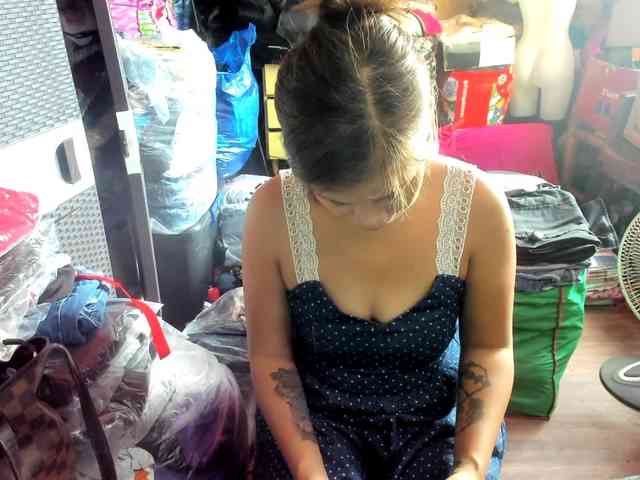 AthenaMoran webcam