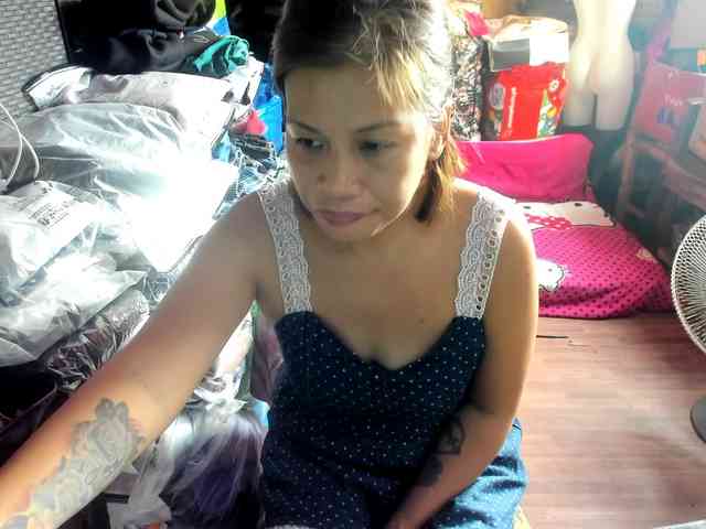 AthenaMoran webcam