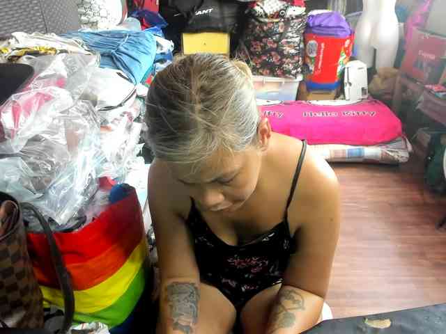 AthenaMoran webcam